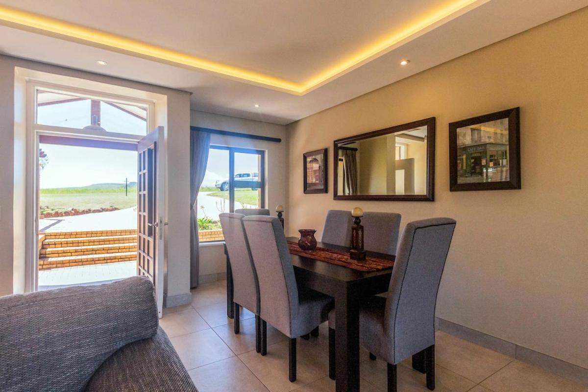 Serenity, Cathkin Estates By Euphoric Leisure Winterton Kültér fotó