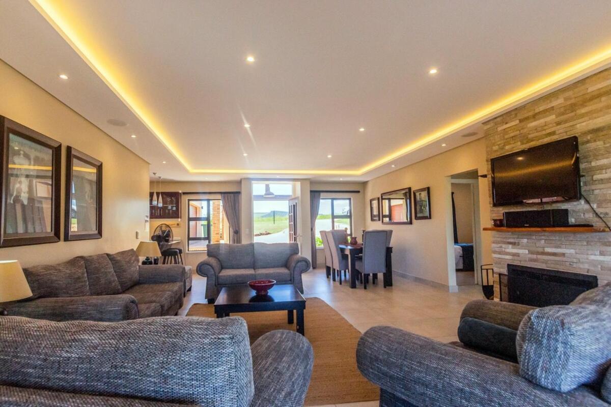 Serenity, Cathkin Estates By Euphoric Leisure Winterton Kültér fotó